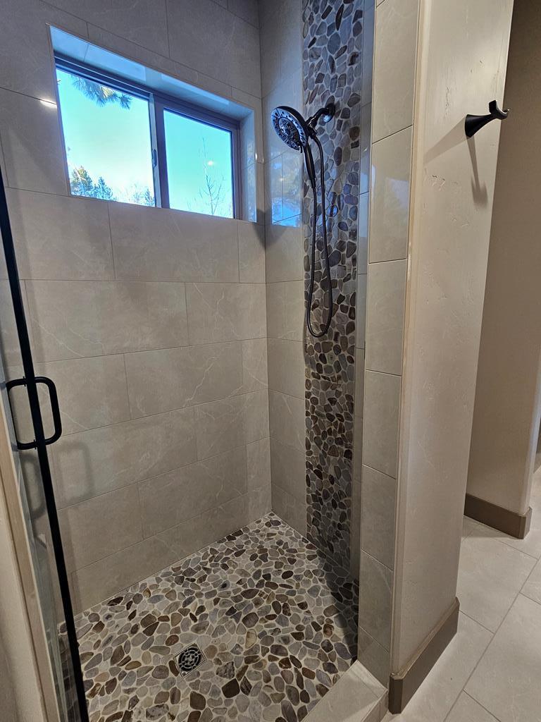 Accent tile in primary shower.