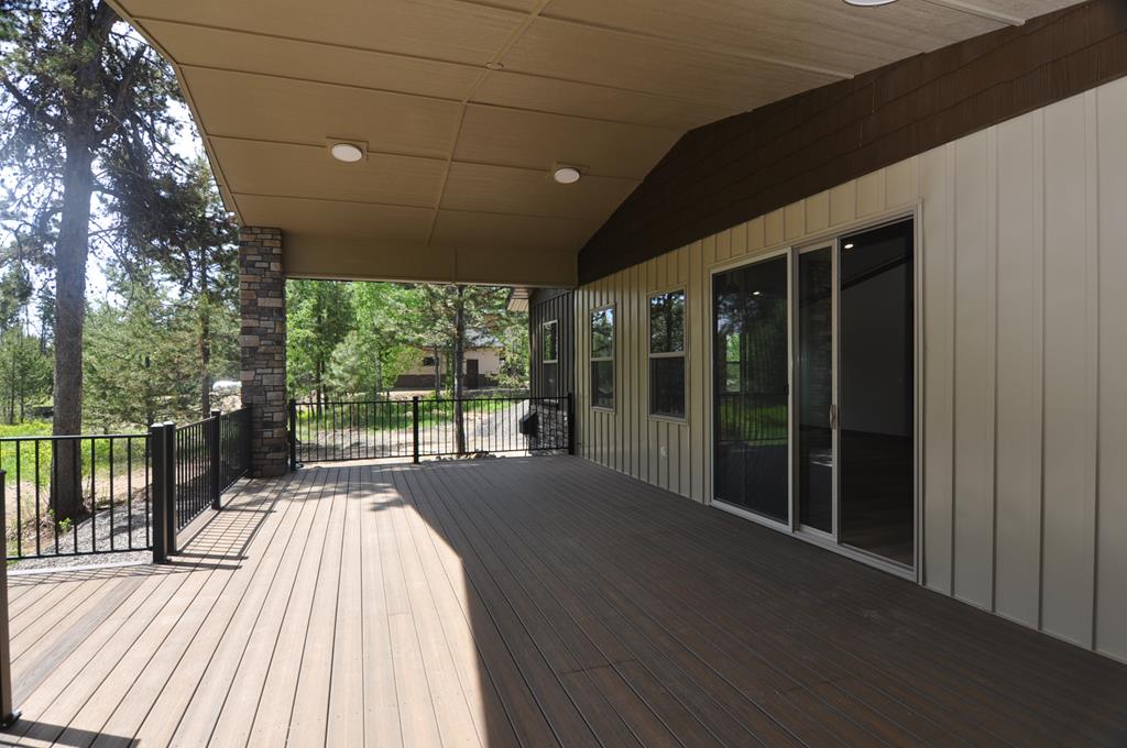 Composite decking is low maintenance.