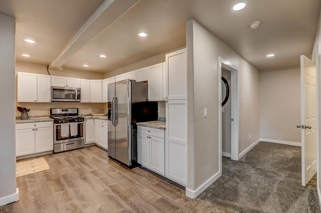 Lower Level 2nd Kitchen