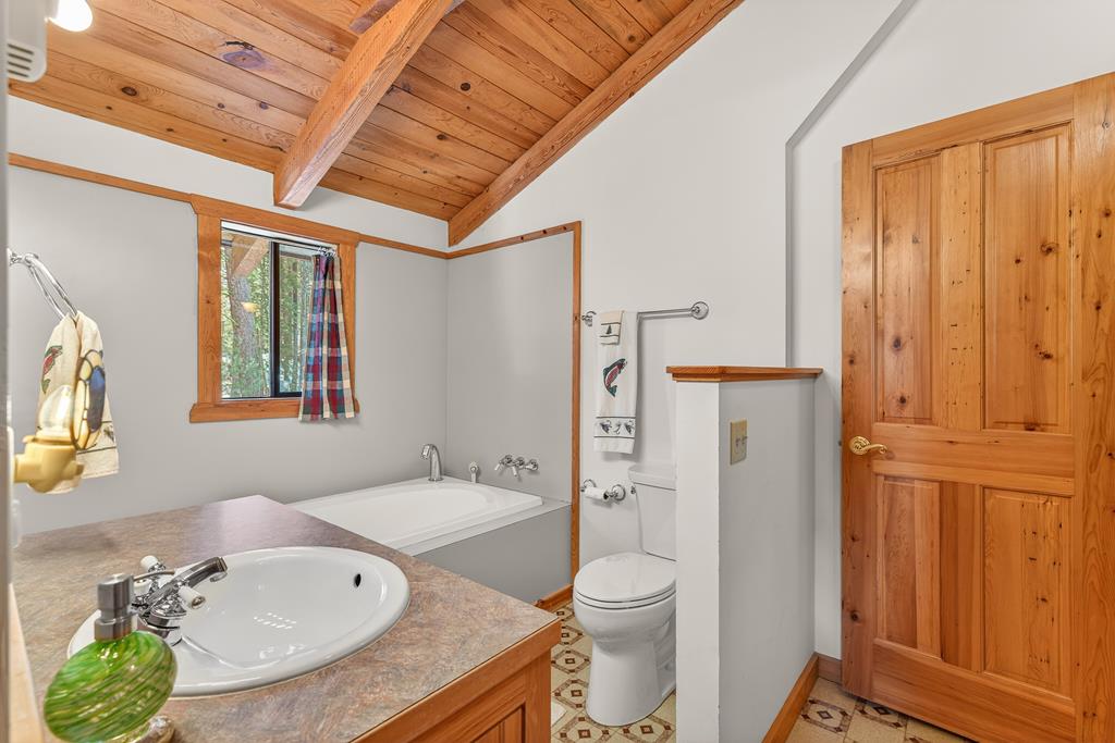 Upstairs Bathroom