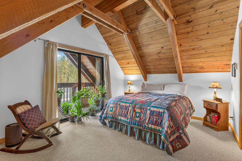 Upstairs Bedroom 1