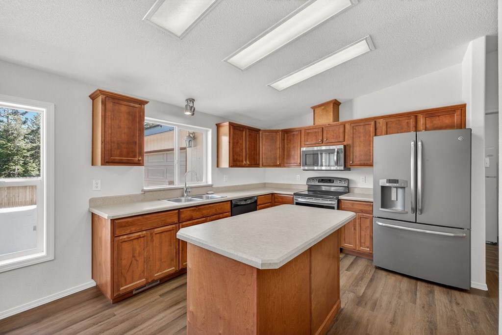 Picture for the property 544701, 3 beds, 2 baths