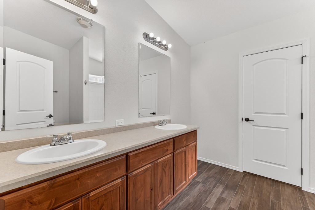 Picture for the property 544701, 3 beds, 2 baths