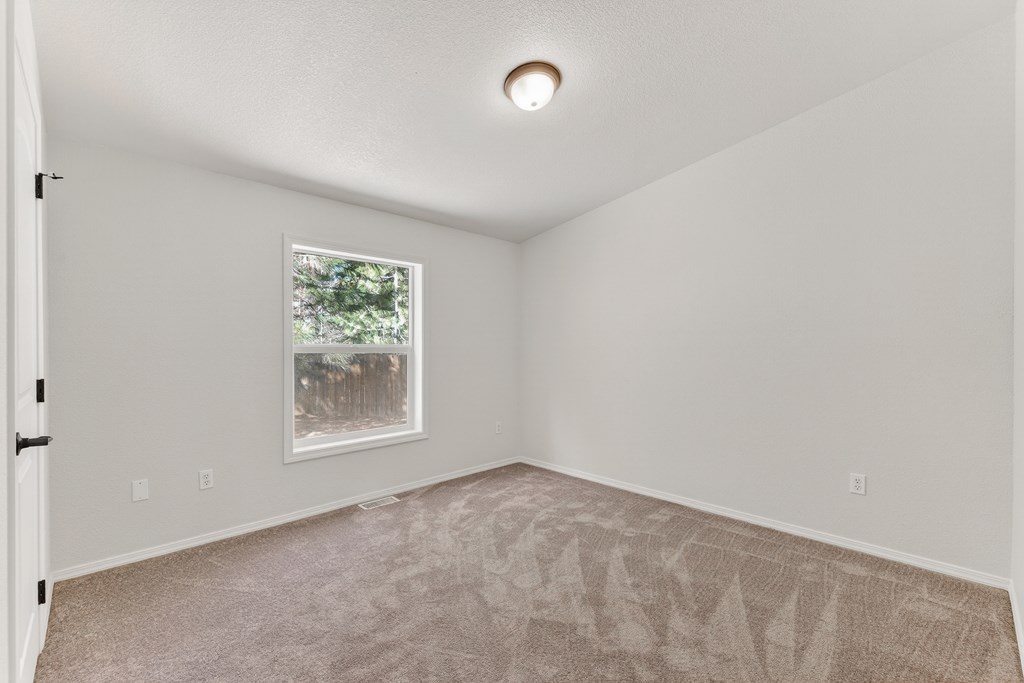 Picture for the property 544701, 3 beds, 2 baths