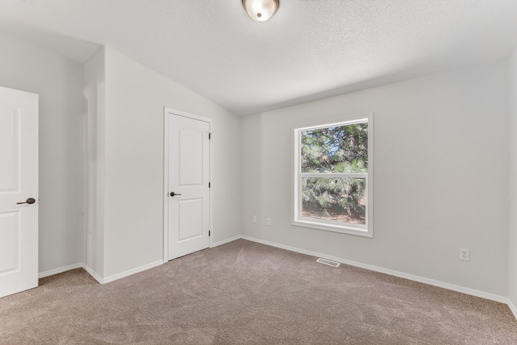 Picture for the property 544701, 3 beds, 2 baths