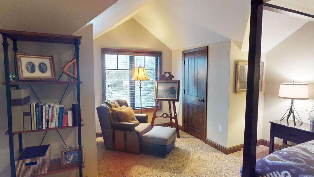 Upstairs Bedroom Lakeview Sitting Area