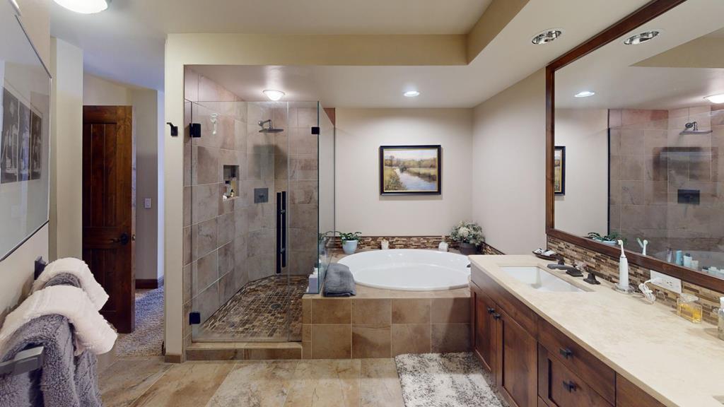 Master Bath on Main