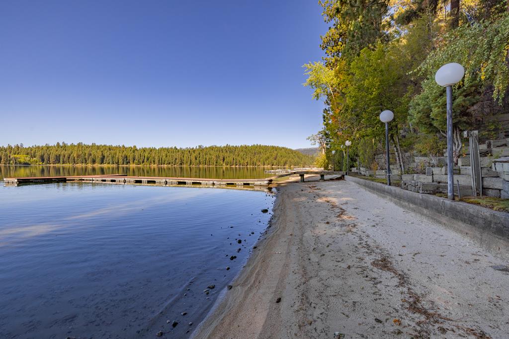 Sandy beach between the two docks.