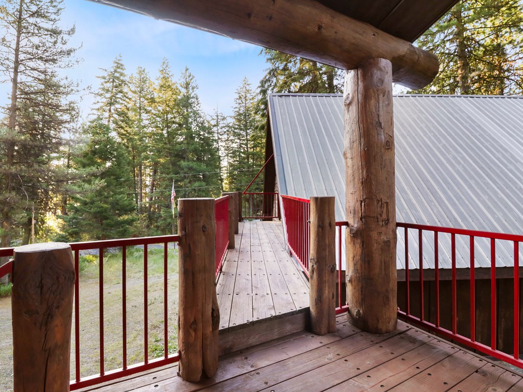 catwalk to bonus room over shop