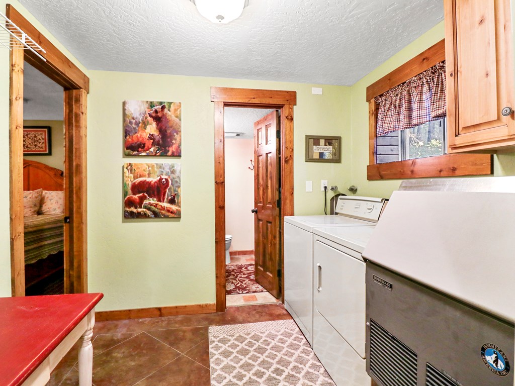 downstairs hallway / laundry area