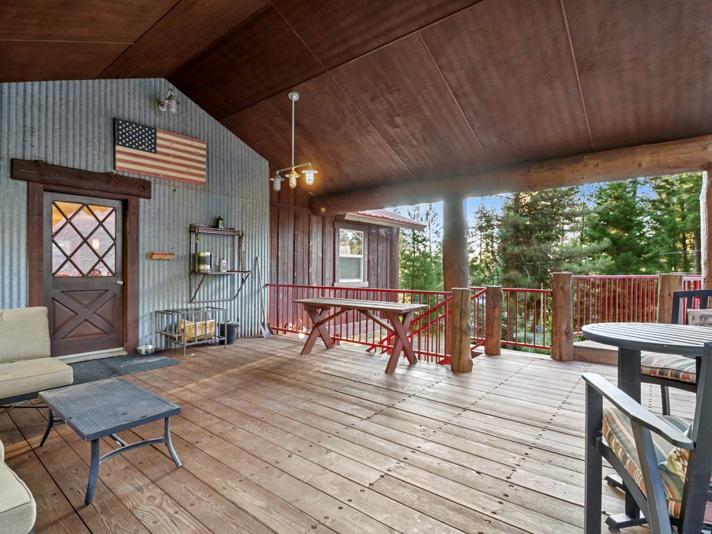 covered patio for BBQs