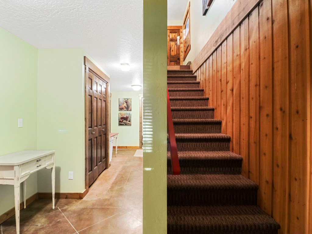 stairs to main floor