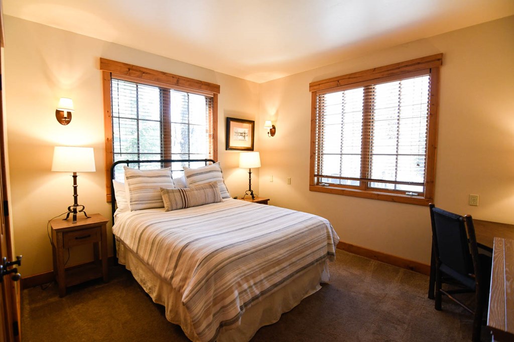 Main floor guest room