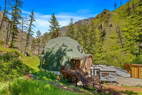 Photo of 360 Lake Creek Road, Riggins, ID 83549 (MLS # 543890)