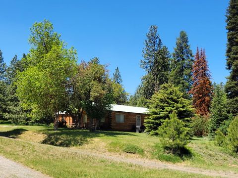Photo of 60711 S Main Street, Cascade, ID 83611 (MLS # 544235)