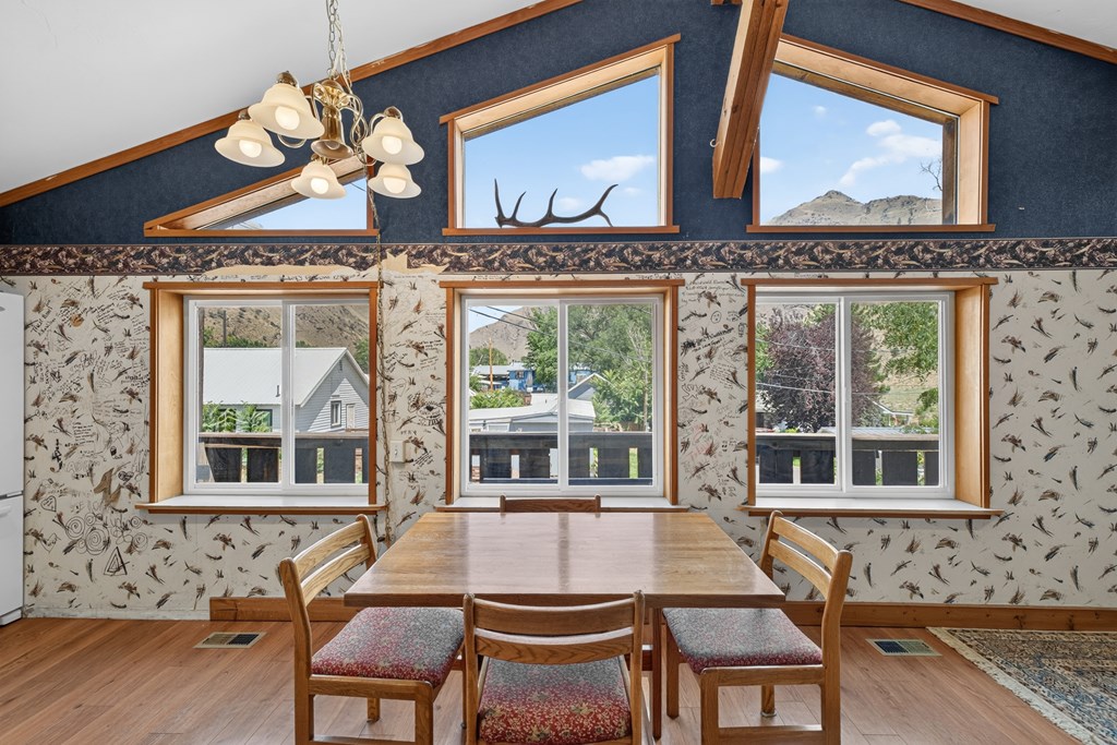 Picture for the property 544798, 8 beds, 7 baths
