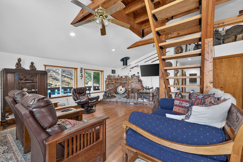 Picture for the property 544798, 8 beds, 7 baths