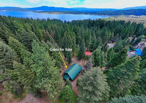 Photo of 4 Ogburn Lane, Cascade, ID 83611 (MLS # 541604)