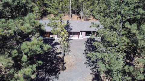 Photo of 160 Pine Valley Drive, Cascade, ID 83611 (MLS # 544045)