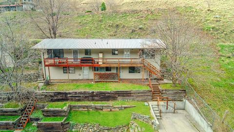 Photo of 345 S Whitewater Drive, Riggins, ID 83549 (MLS # 543994)