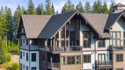 Photo of 700 Village Drive #403, Donnelly, ID 83615 (MLS # 544913)