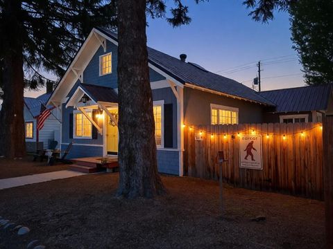 Photo of 209 S Front Street, Cascade, ID 83616 (MLS # 544424)