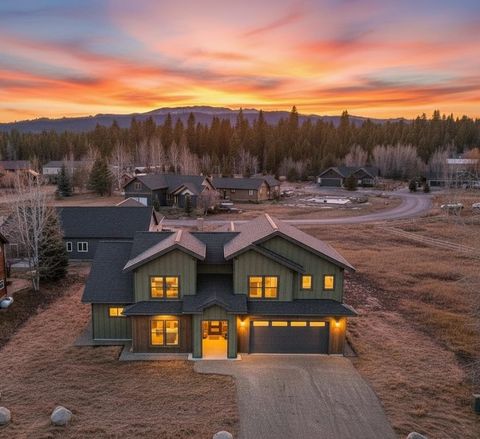 Photo of 1023 Potts Drive, McCall, ID 83638 (MLS # 543744)