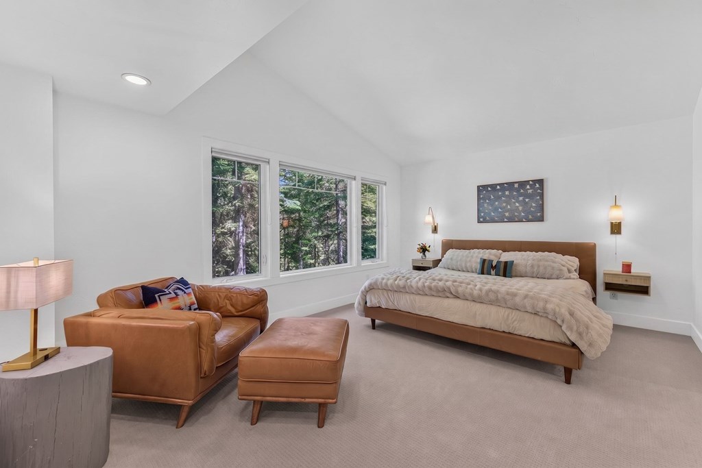 Cozy Sitting area in Primary Bedroom