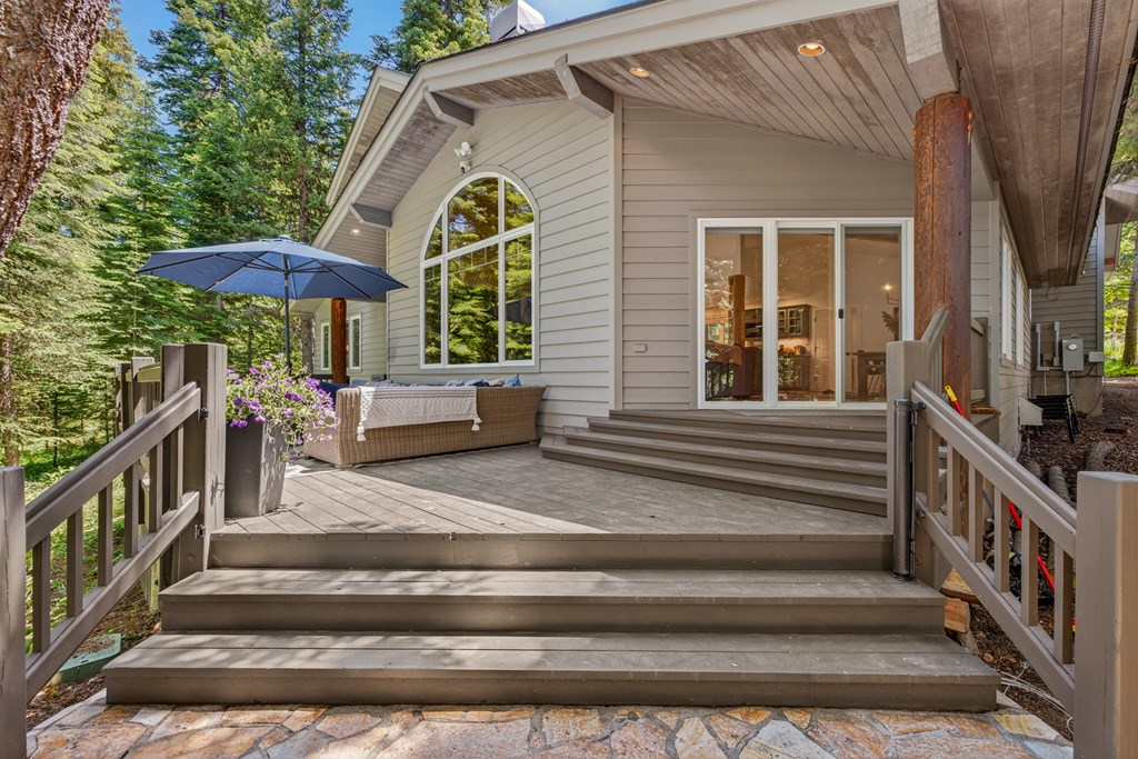 Back Stair Access
