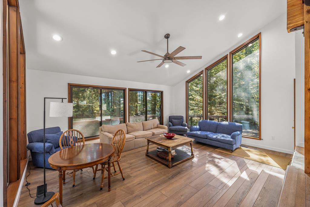 More windows frame the outdoors.