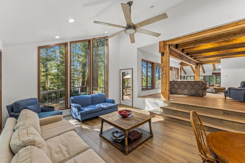 Second living area.