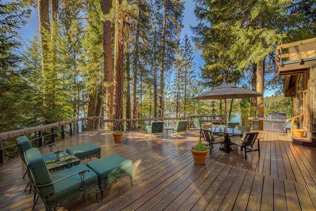 The expansive back deck.