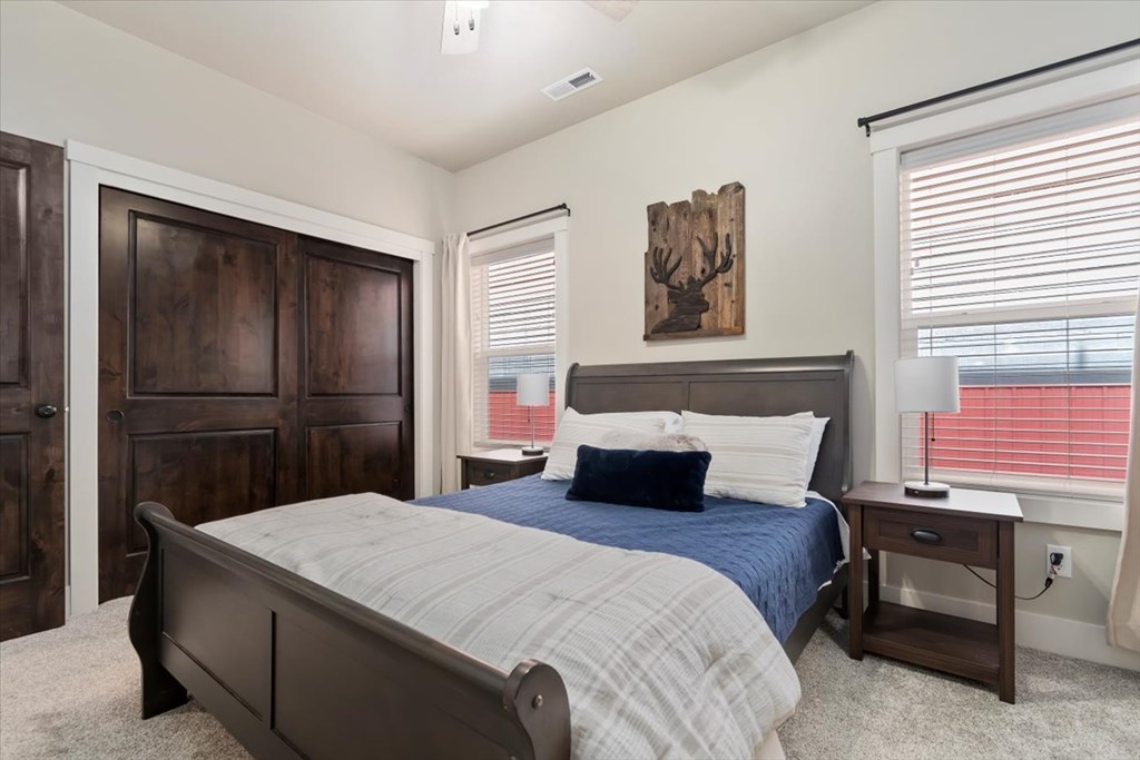 Main Bedroom with On-Suite Bathroom