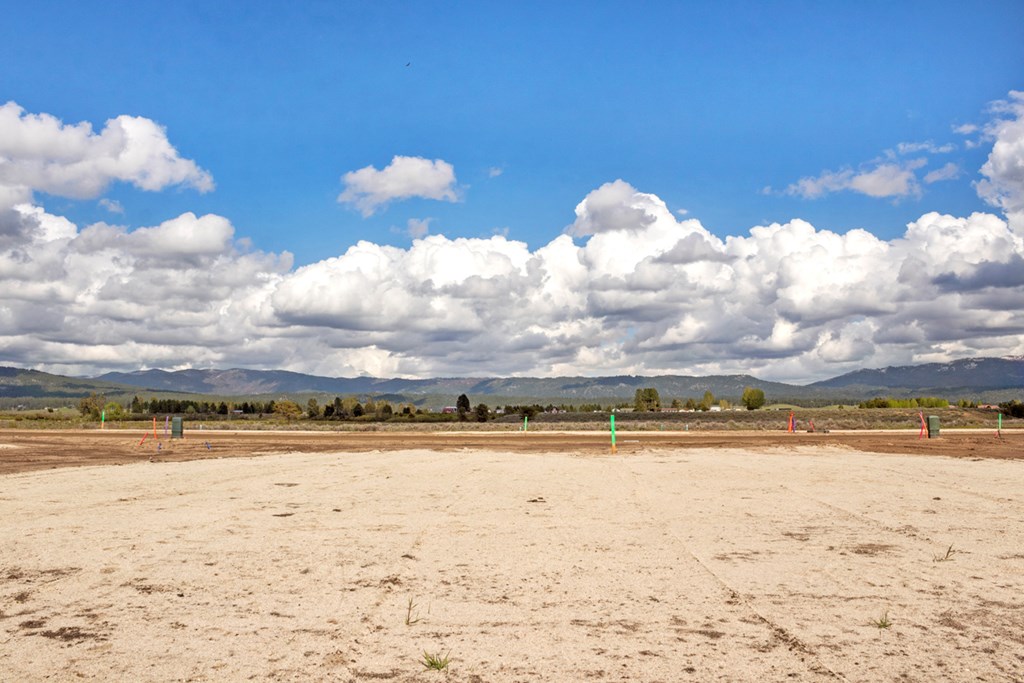 Level Build Site Right on the River