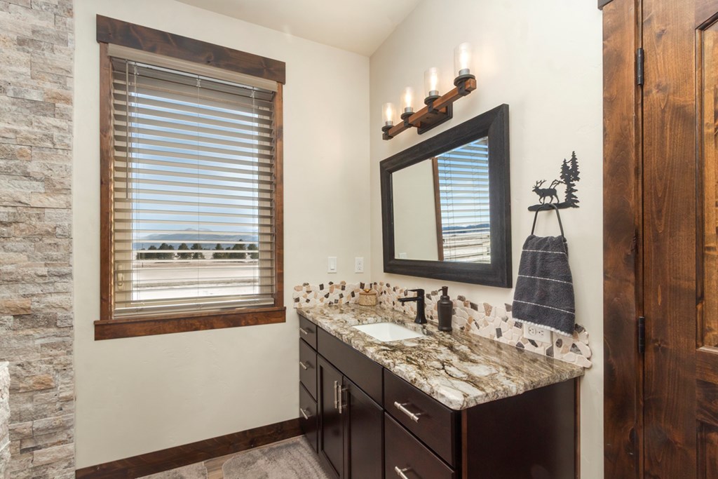 Upstairs Bathroom in Suite