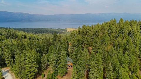 Photo of 1650 Crown Point Parkway, Cascade, ID 83611 (MLS # 542985)