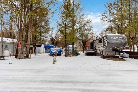 Photo of 51475 Sawyer Street, Cascade, ID 83611 (MLS # 543889)