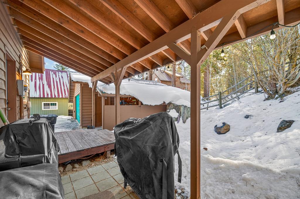 Firepit area is off the back deck.