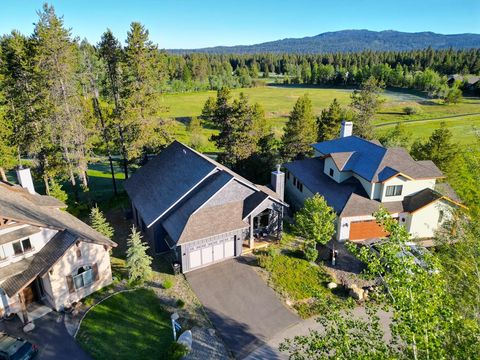 Single Family Residence in McCall ID 317 Mountain Cove.jpg