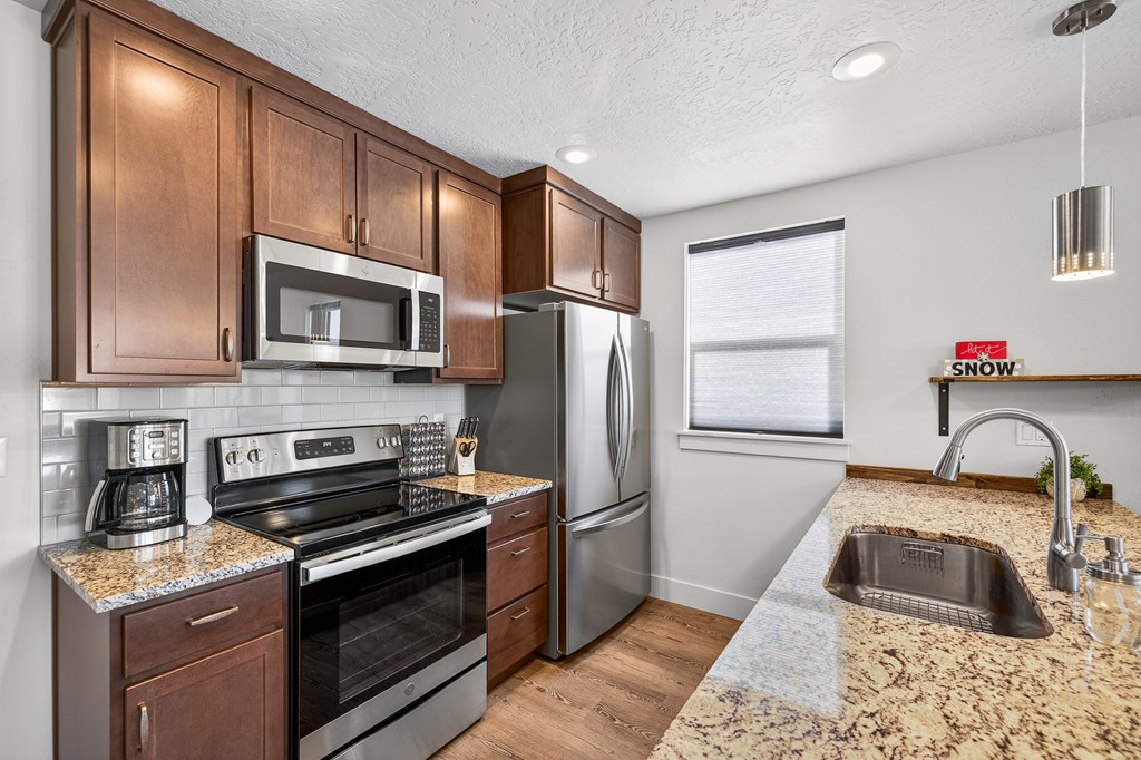 Stainless appliances.