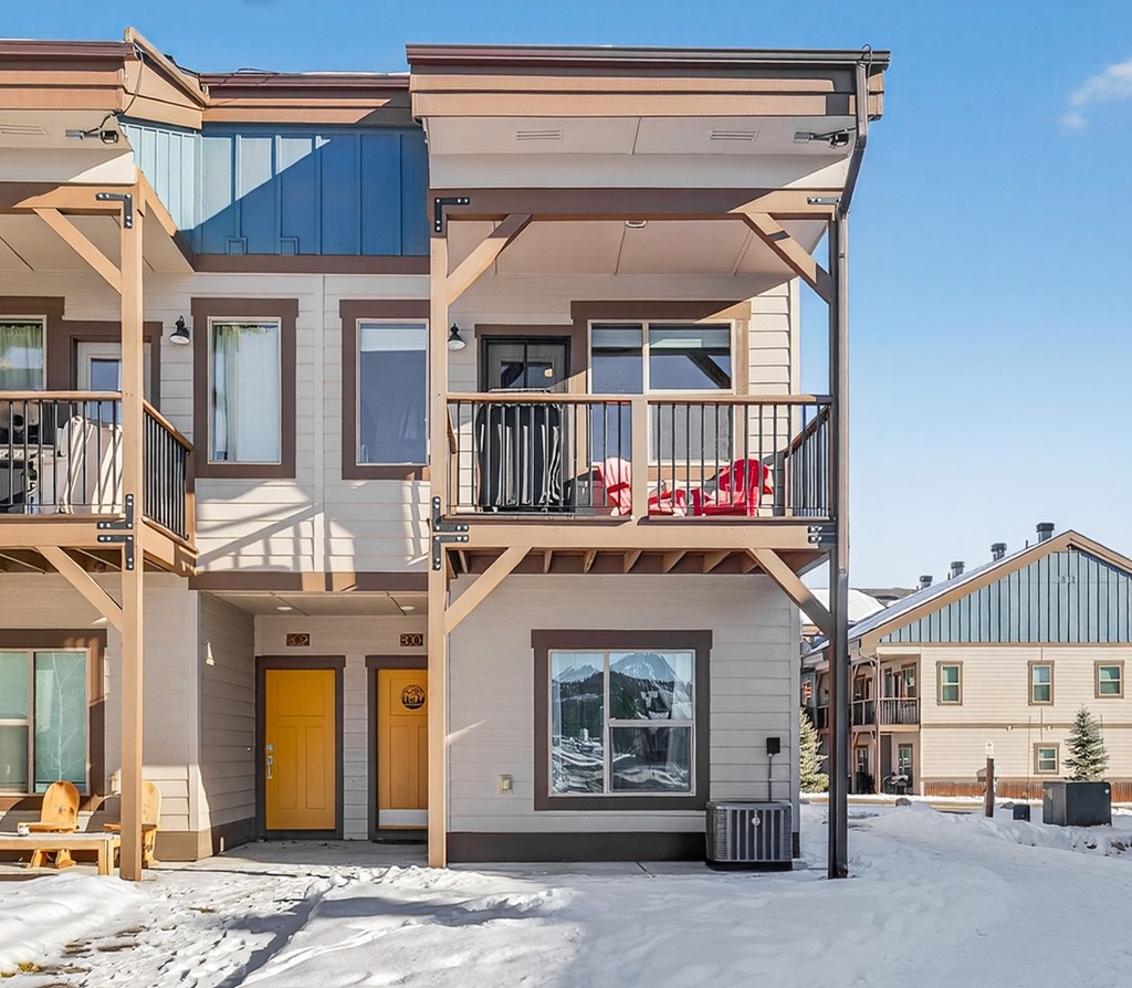 Great deck to enjoy the outdoors.