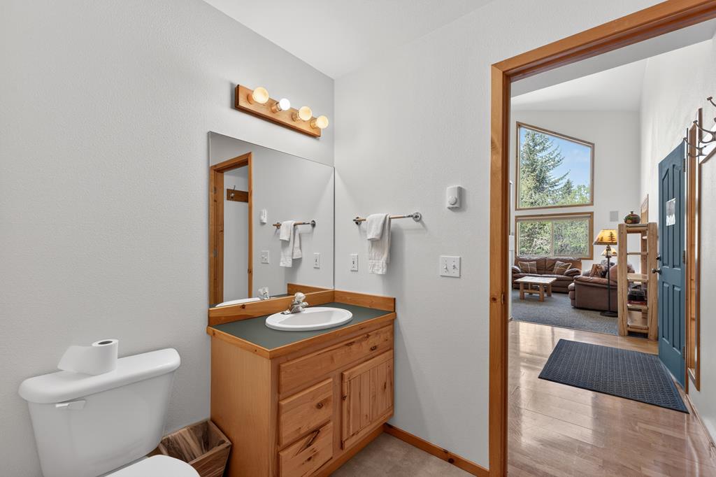 Guest Half Bath