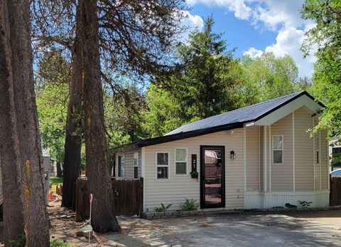 Photo of 51421 Sawyer Street, Cascade, ID 83611 (MLS # 544226)