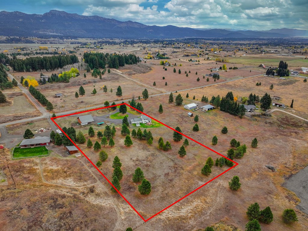 Lot lines are approximate