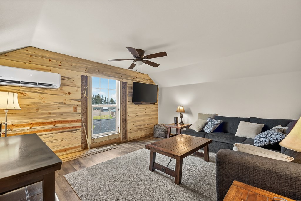 Cute living space - AirBnB???