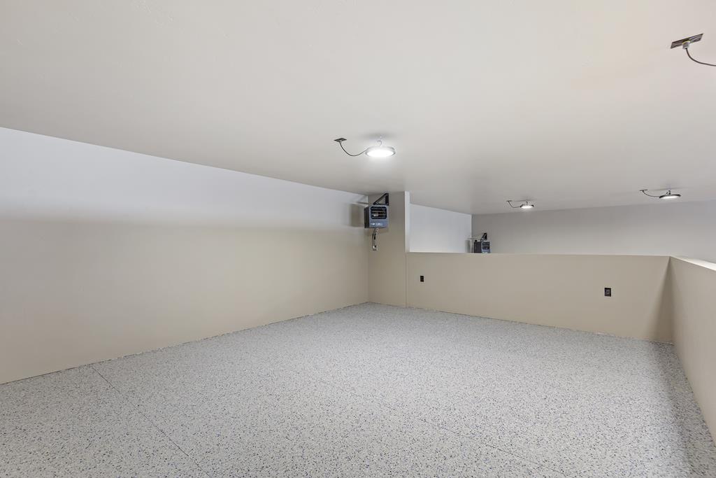 Mezzanine with epoxy floor