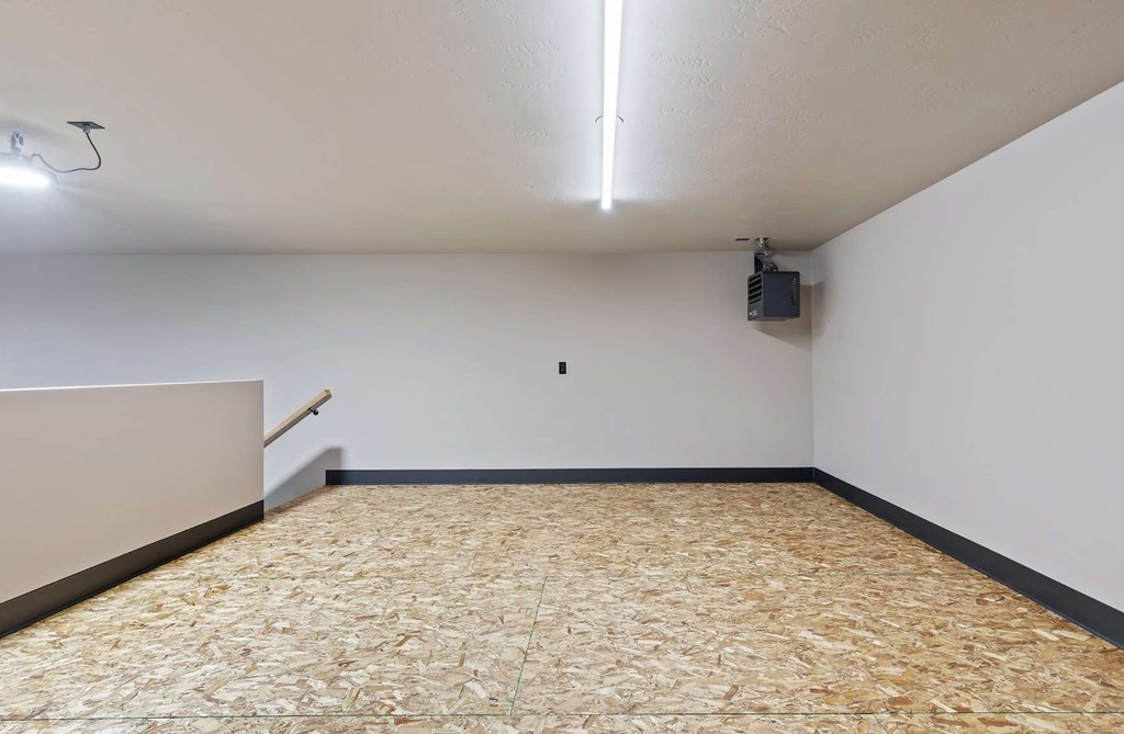 Mezzanine w/sealed floors.