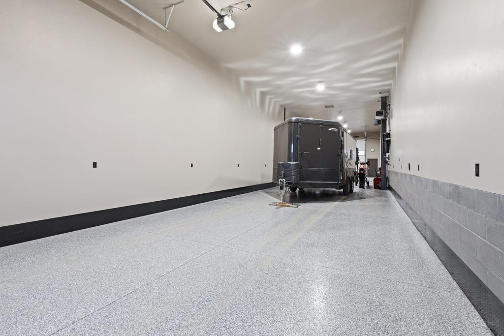 Pull through unit, 20 by 100'