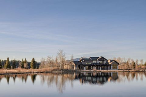 Photo of 212 Rawhide Loop, McCall, ID 83638 (MLS # 544148)