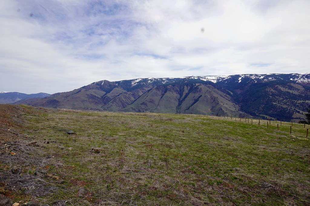Upper Building Site/ Accessed from Cougar Court